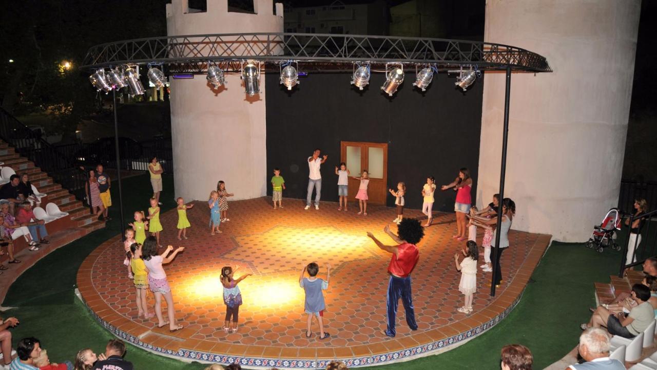 Noxinn Club Hotel Konaklı Εξωτερικό φωτογραφία